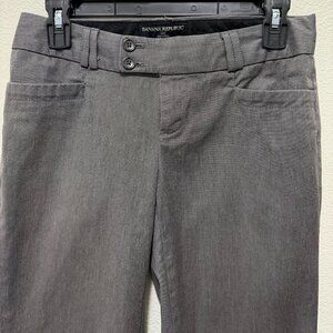 Banana Republic gray flat front boot cut dress pants, size petite 0